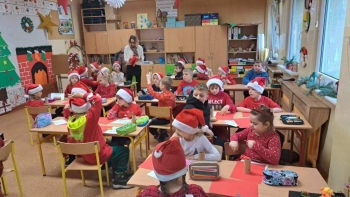 e6113531-c3ff-43e9-ad98-95d44ce49fa4