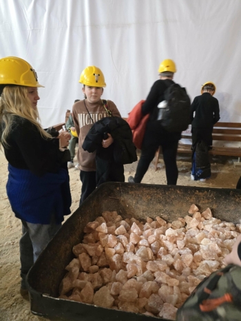 6f24c5ae-ef64-49b7-9dbb-2bba8eec8bcb