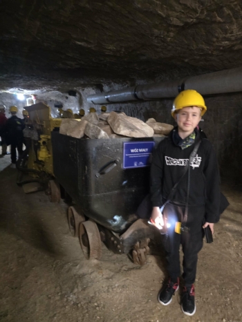 a1833aab-0427-448e-b15c-5c8701fa004b