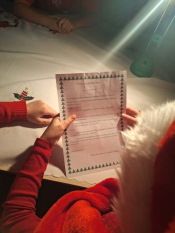 5b6dc119-f940-41fb-bcbf-29f40286015b