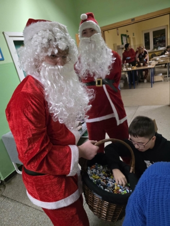 381580da-9a95-4260-a93e-46c06141e4e2