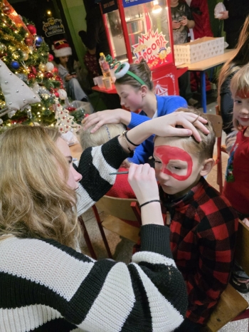 e06ca961-9e16-4f8c-96ec-5412e833ccbb