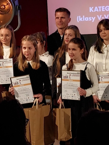 e82aa182-54c5-4a65-a85f-57bb2892c55b