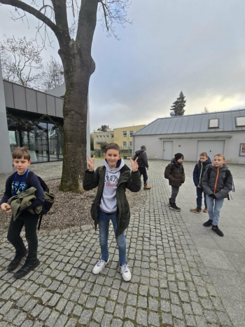 fdd92d31-27b2-457d-8a43-fc3e20948e8b