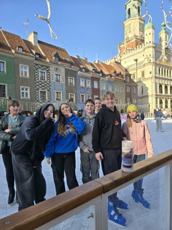 f5a068c1-a29f-483d-a15a-4eb53b74f371