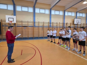 04f69c79-75f0-4012-94a0-d05fbbe3997c