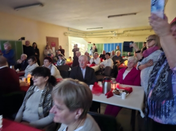 04d116fc-a19d-4bfc-ae7d-5c444a74d5b3