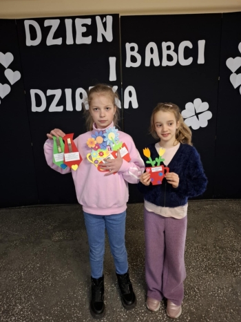 4ede7c3f-bf45-4f93-b2d3-ef8025240089