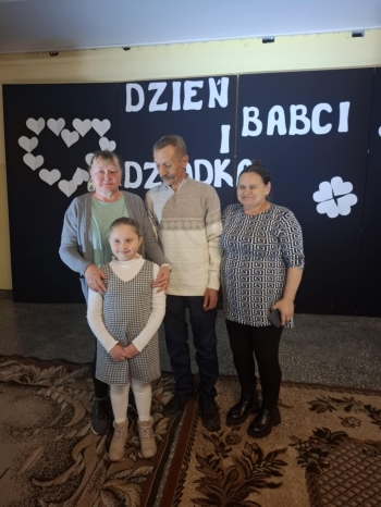 58fc02a6-7dcc-4cc9-b37c-f4a36fe045c1