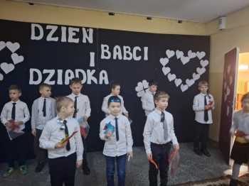 83211784-41a2-462b-91df-b4d88438e453