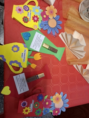 c9666de3-1ba3-4dfb-9e20-2d964b0b89b8