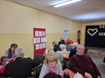 ffc8d158-4123-46d8-bdbd-55c73559279f