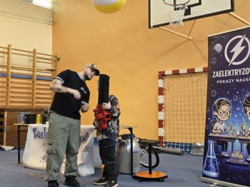 5da09f36-3fa5-4945-867b-f01941f36ad6