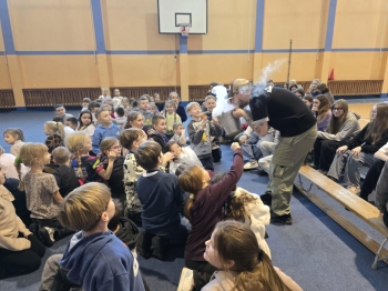 09f2d0c4-3c1a-4dfd-a556-20e5a9e0afda