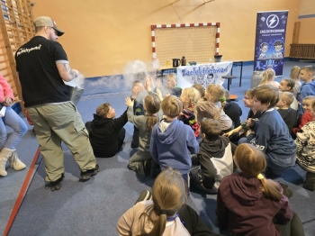 c2931cac-c57d-4960-8e44-605cf1a01dfe