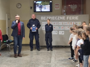 d488f7e7-16dd-4287-a0af-944b886d9fa5