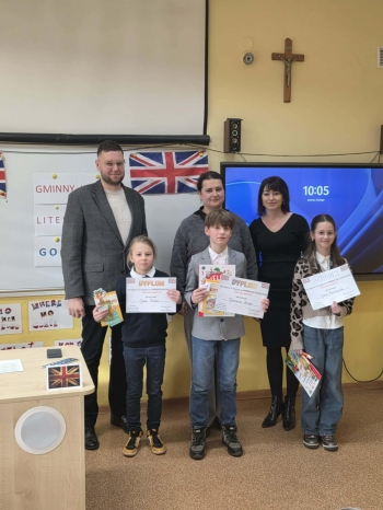 4d572547-74c2-4bfe-a3d4-fe68361d457b