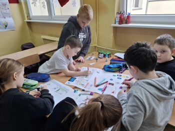 6d27aef3-ff3f-472a-acd2-936adcc68e95