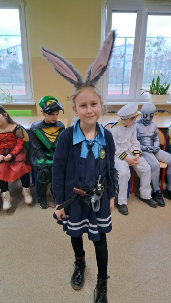 51ae37b5-20c4-4675-b78e-8864a8c8c433