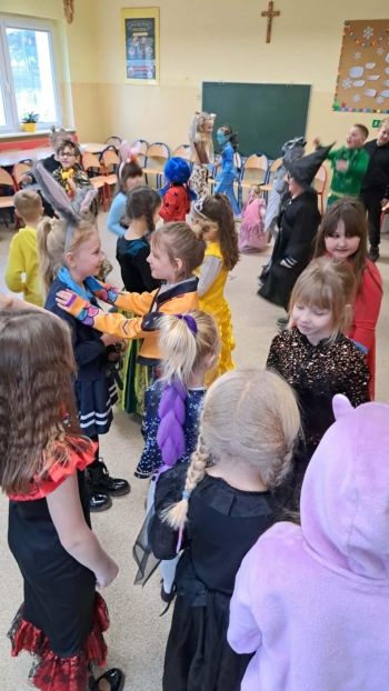 5954b955-ac70-4536-bcee-c3184d53d989