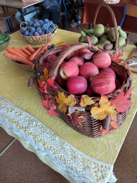 ''LATO ZAMKNIĘTE W BUTELCE'' KL. V