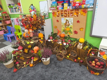 POWITANIE PANI JESIENI W PRZEDSZKOLU