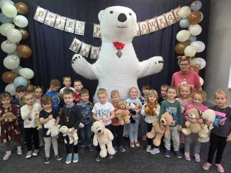 PLUSZOWY MIŚ W PRZEDSZKOLU!